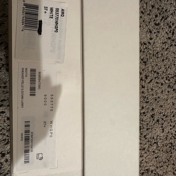 Alexander McQueen pelle sneakers. Worn twice and in excellent condition sz 37.5 - Picture 8 of 8